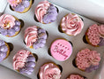 Load image into Gallery viewer, Cupcakes