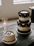 Load image into Gallery viewer, Wedding Cakes
