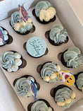 Load image into Gallery viewer, Cupcakes
